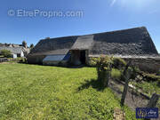 Corps de ferme à Trizac (Cantal) - Maison à TRIZAC