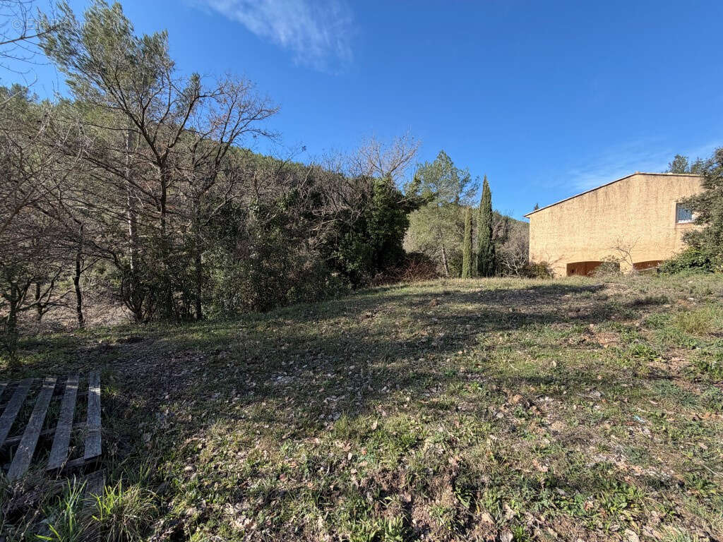 A vendre - terrain constructible - 500 m2 - vins sur caramy - photo 2