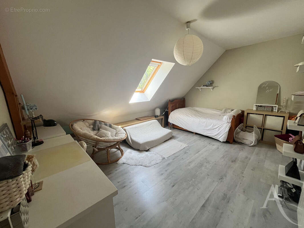 Maison à SAINT-MARTIN-LA-GARENNE