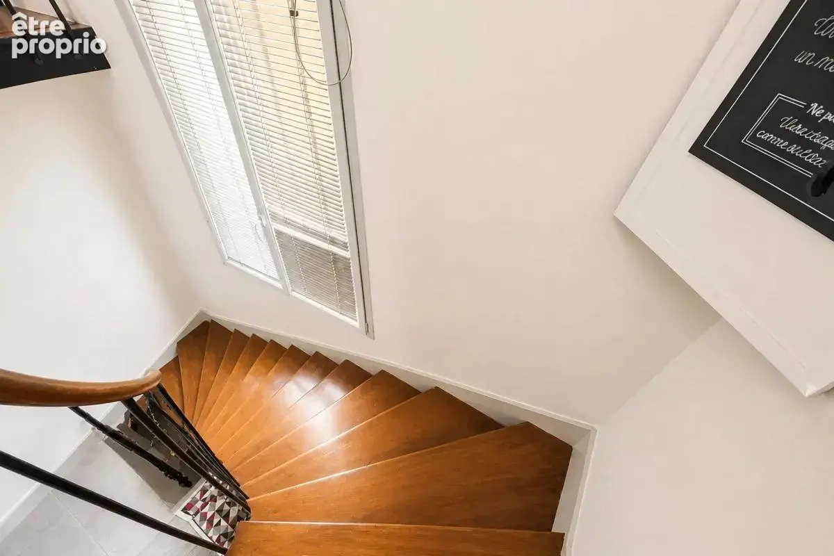 Maison de 7 pièces de 130 m² à Enghien-les-Bains - photo 19