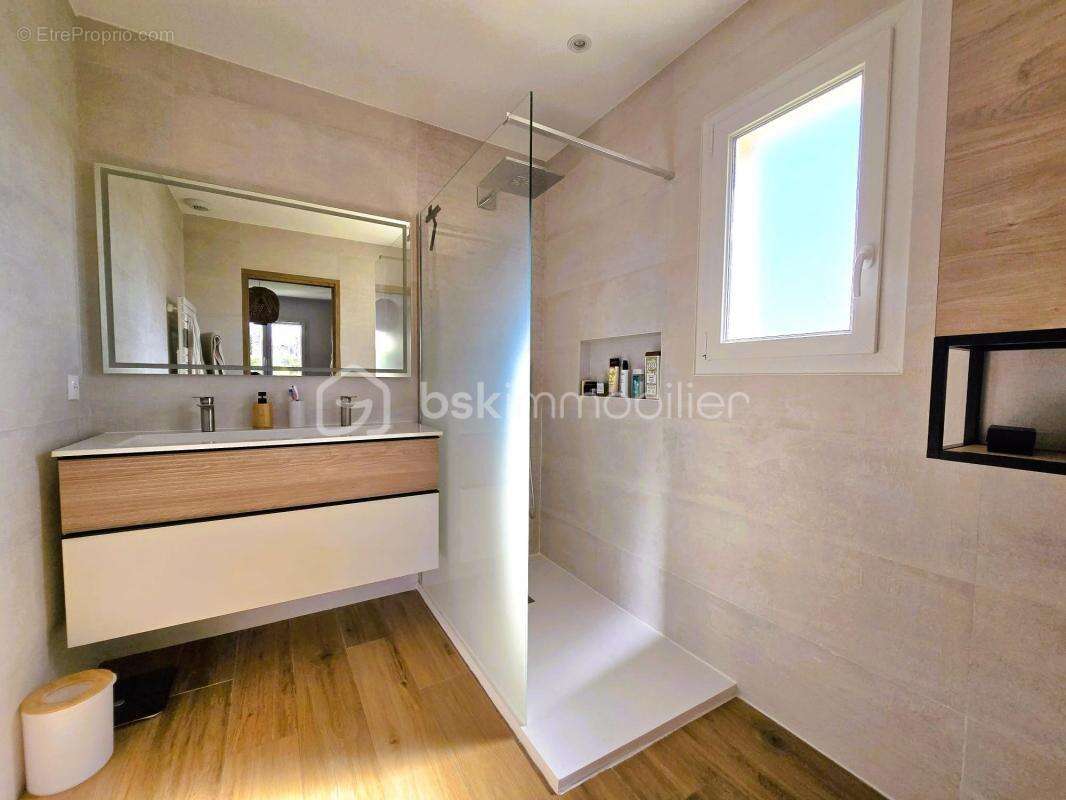 Maison à LA COLLE-SUR-LOUP