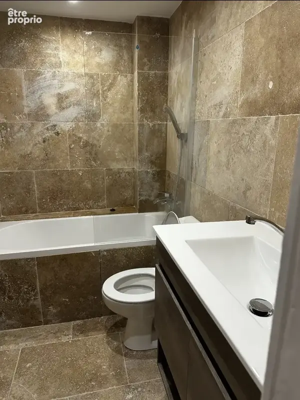 Appartement 13 m² à Lambesc  - photo 5