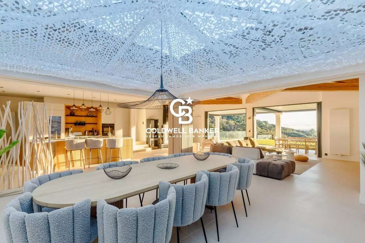 Maison à LA CROIX-VALMER
