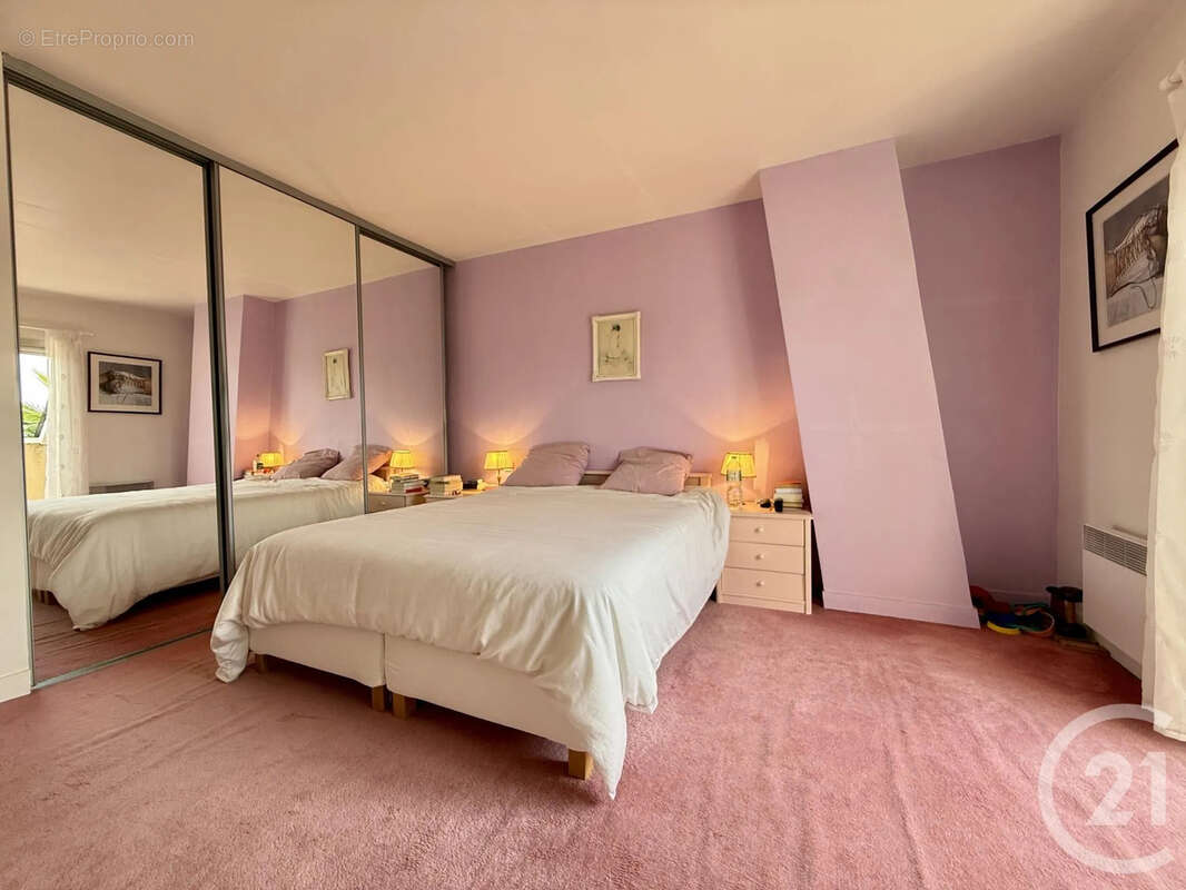 Maison à VULAINES-SUR-SEINE
