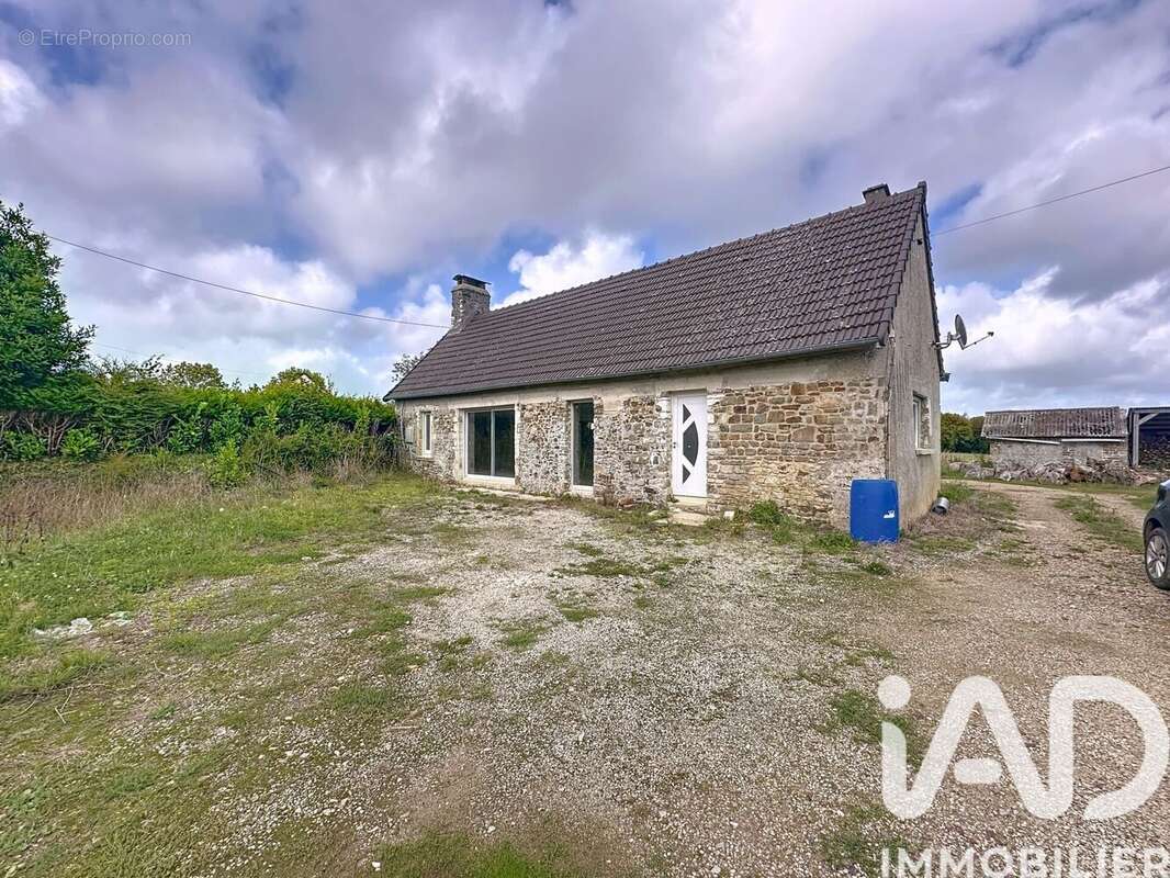 Photo 2 - Maison à HOUTTEVILLE