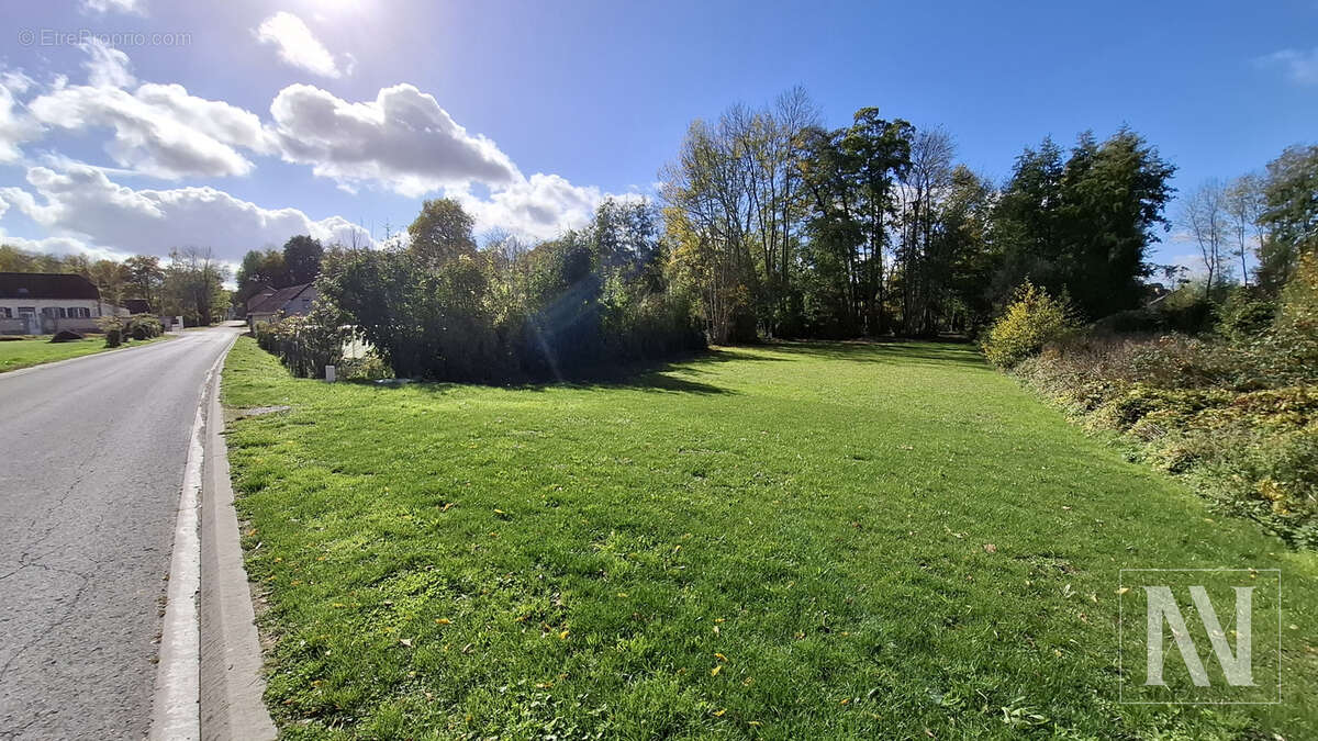 Terrain à VOUE