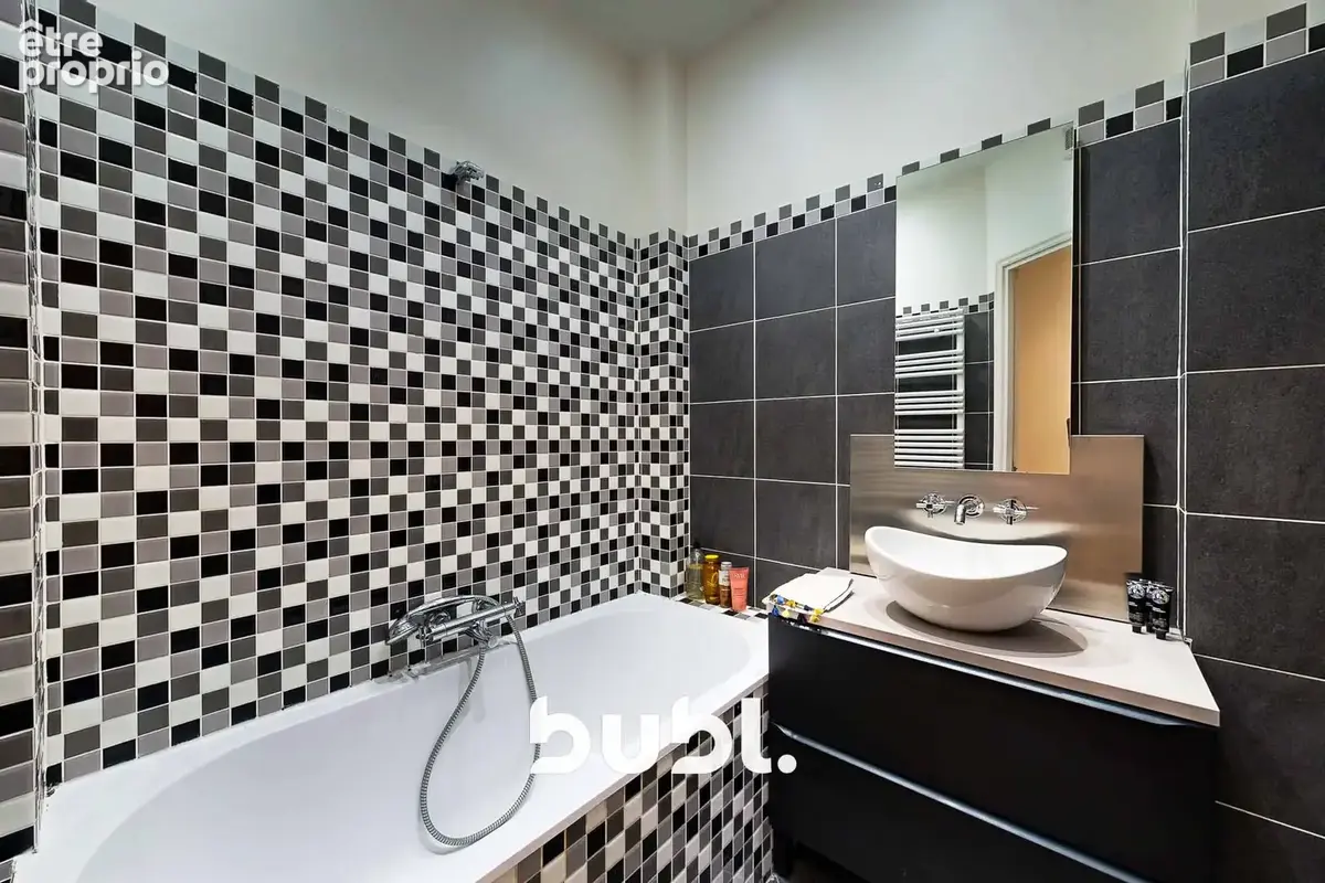 Appartement de charme 4 pièces Quartier Saint James, - photo 19