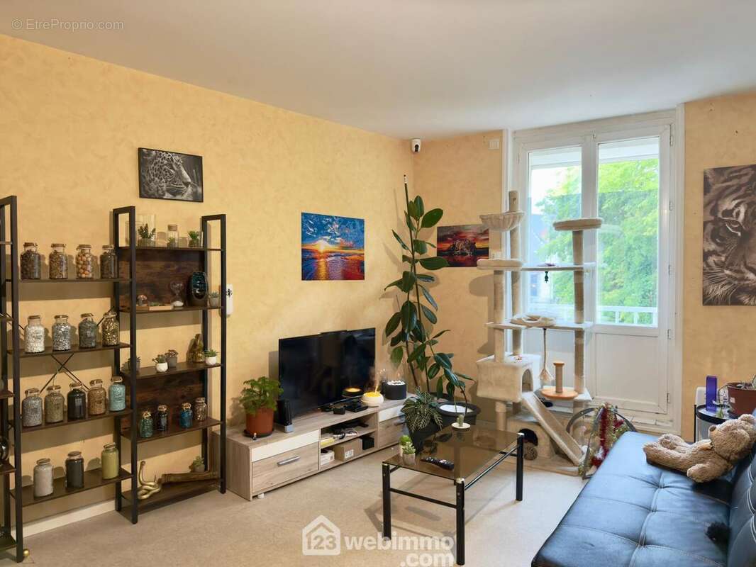? avec coin salon et? - Appartement à BEAUFORT-EN-VALLEE