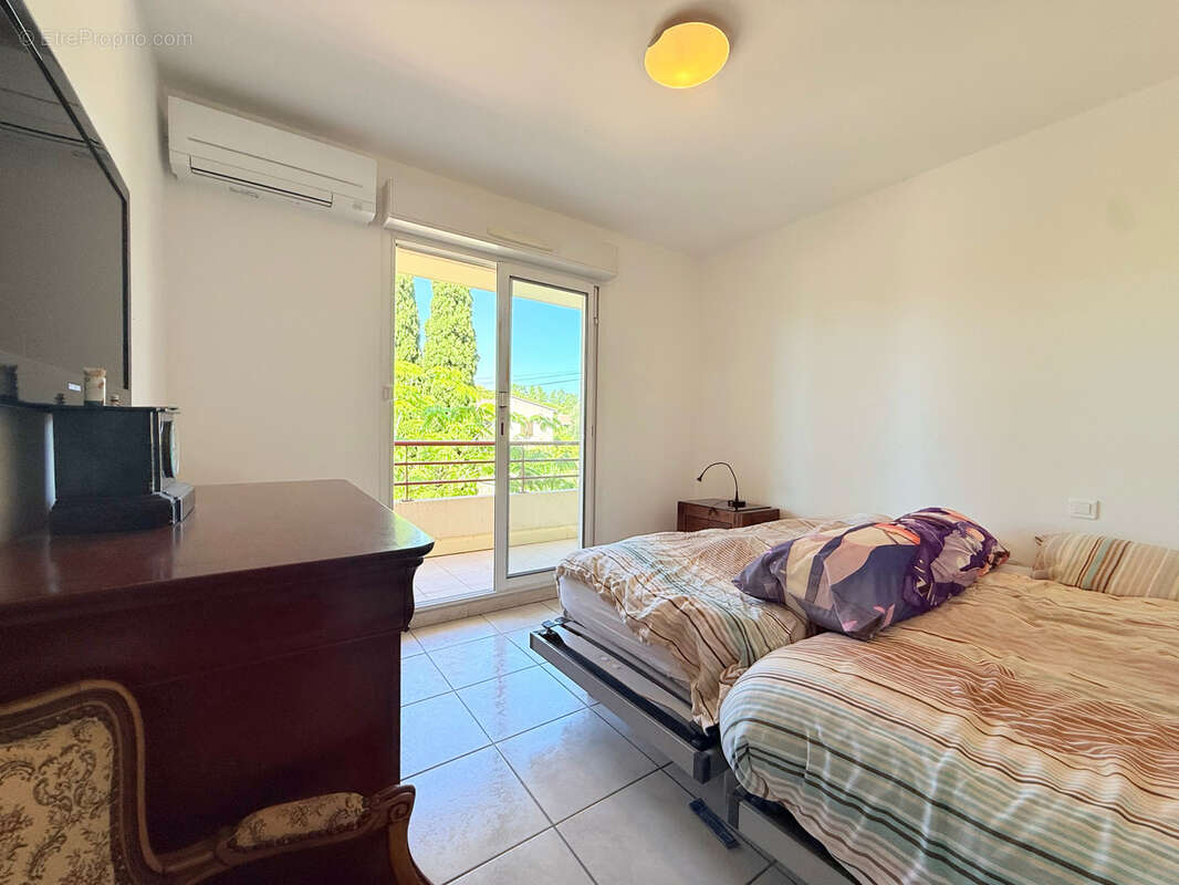 Appartement à HYERES