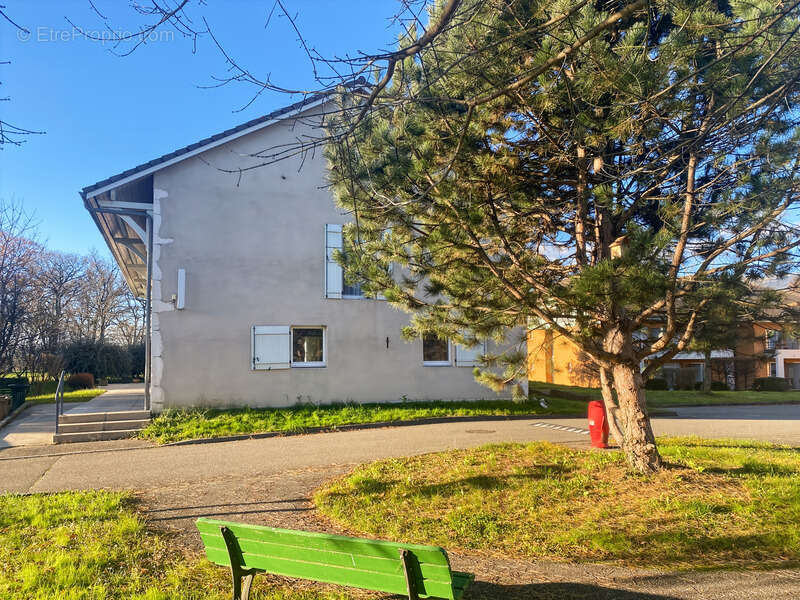 Appartement à PREVESSIN-MOENS