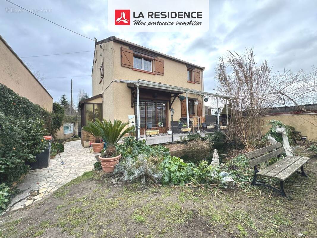 Maison à GARGES-LES-GONESSE