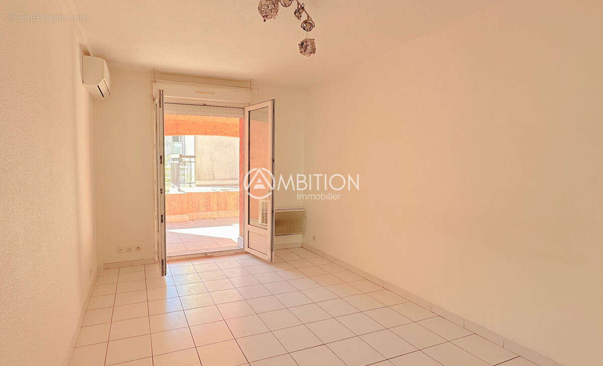 Appartement à FREJUS