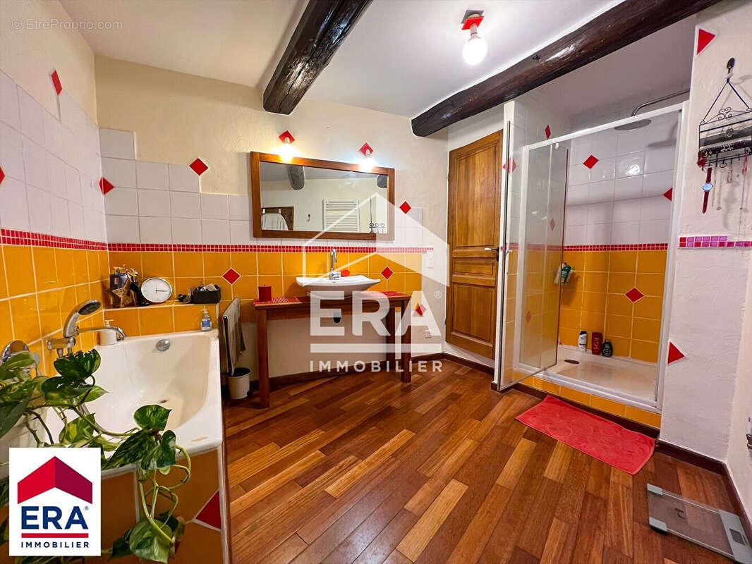 Maison à COURTHEZON