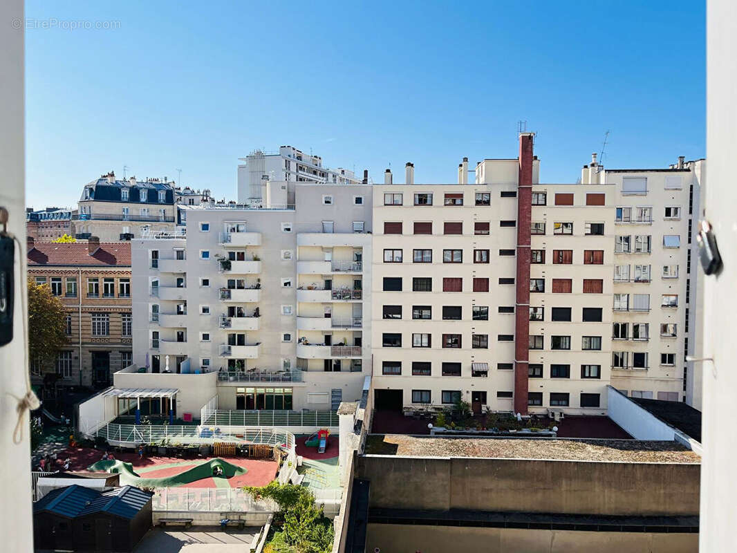 Appartement à PARIS-12E