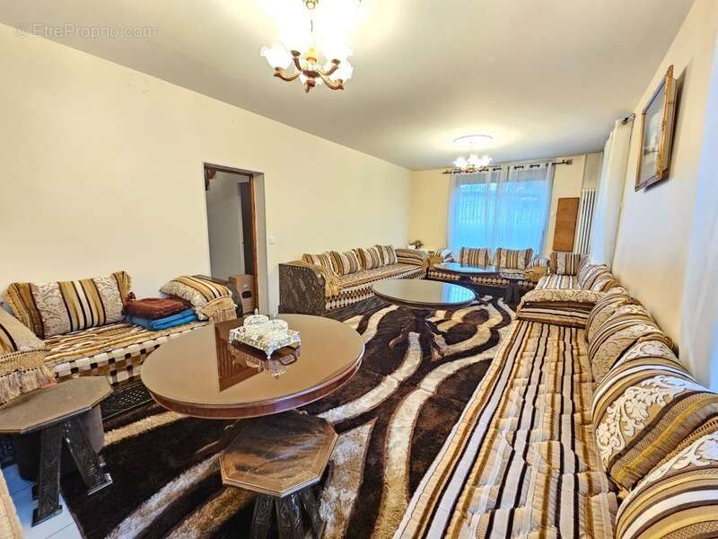 Maison à RIS-ORANGIS