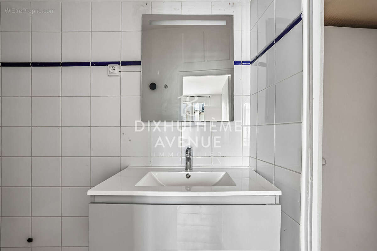 Appartement à PARIS-18E