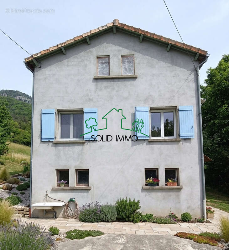 Maison à BURZET