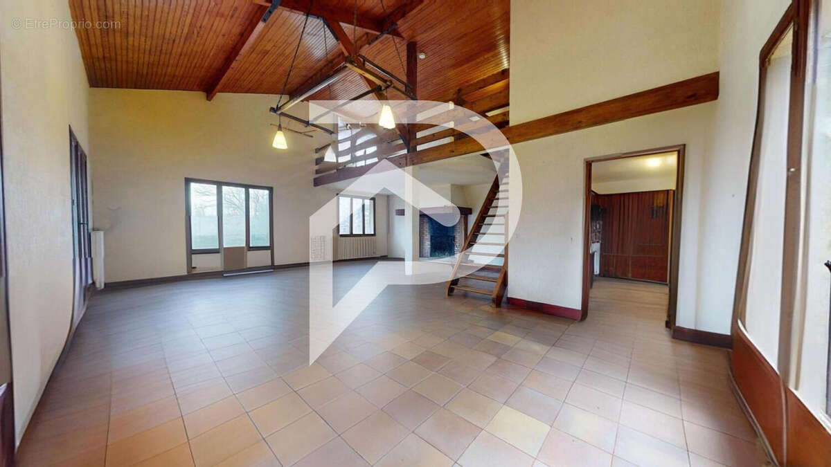 Maison à LA FERTE-ALAIS