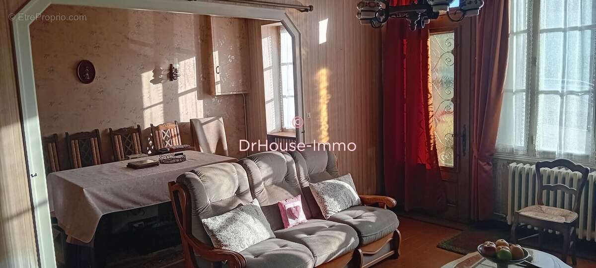 Maison à SAVIGNE-SUR-LATHAN