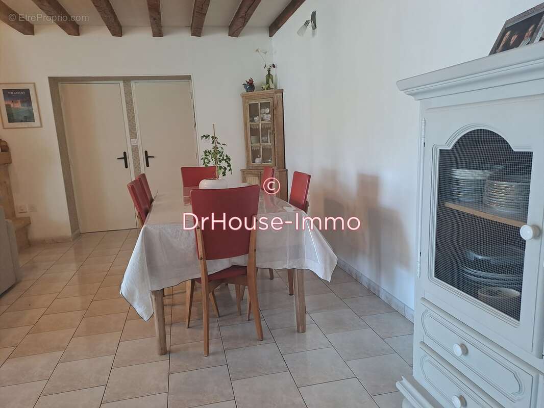 Maison à SAINT-ETIENNE-DE-CHIGNY