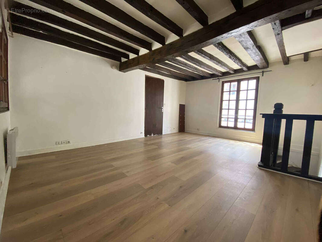 Appartement à LE PLESSIS-ROBINSON