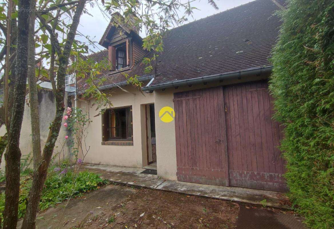 Maison à VAILLY-SUR-SAULDRE
