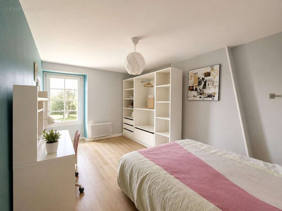 Maison 189 m² à Cezais  - photo 9