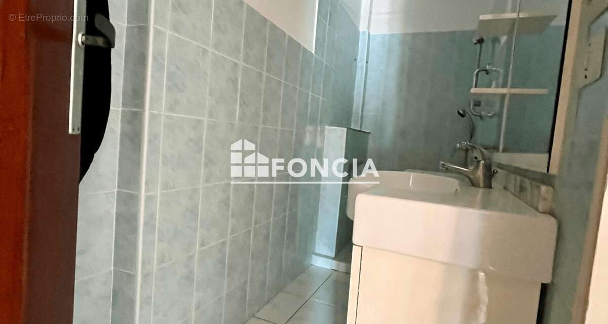 Appartement à SAINT-CYR-SUR-MER