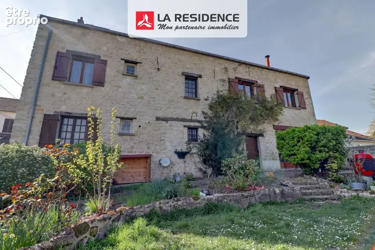 Photo Maison à Maurecourt au prix de 735 000€