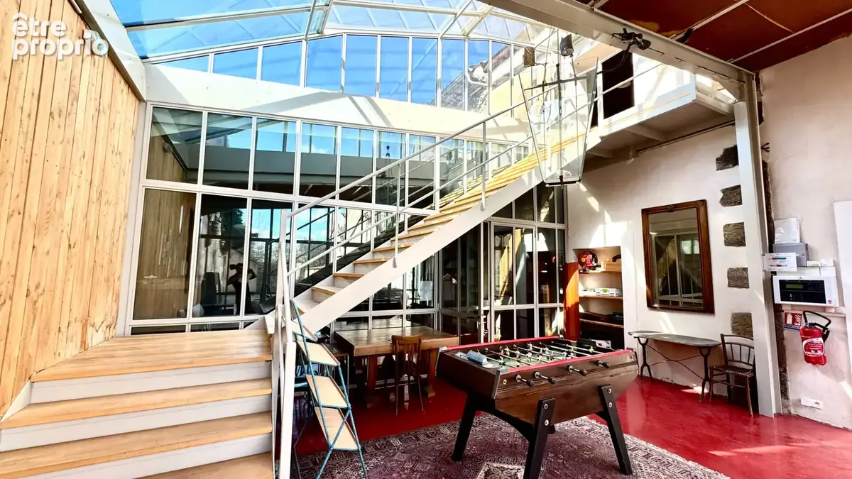 Demeure de prestige de 1200 m² sur 70 000 m² de terrain en bord de riviere. - photo 12