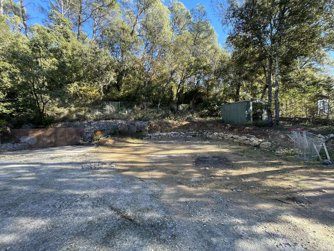 Villa restaurée de 153 m² – vue dominante plein sud – calme absolu - photo 21