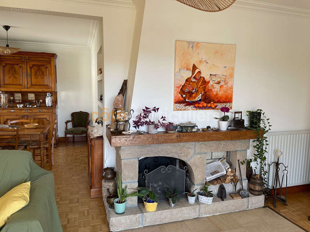 Maison néo-bretonne lumineuse avec 3 grandes chambres , très bon état. - photo 4