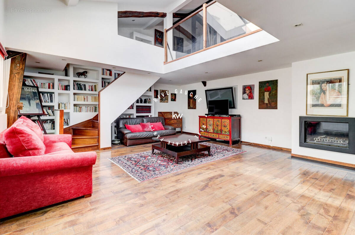Appartement à PARIS-11E