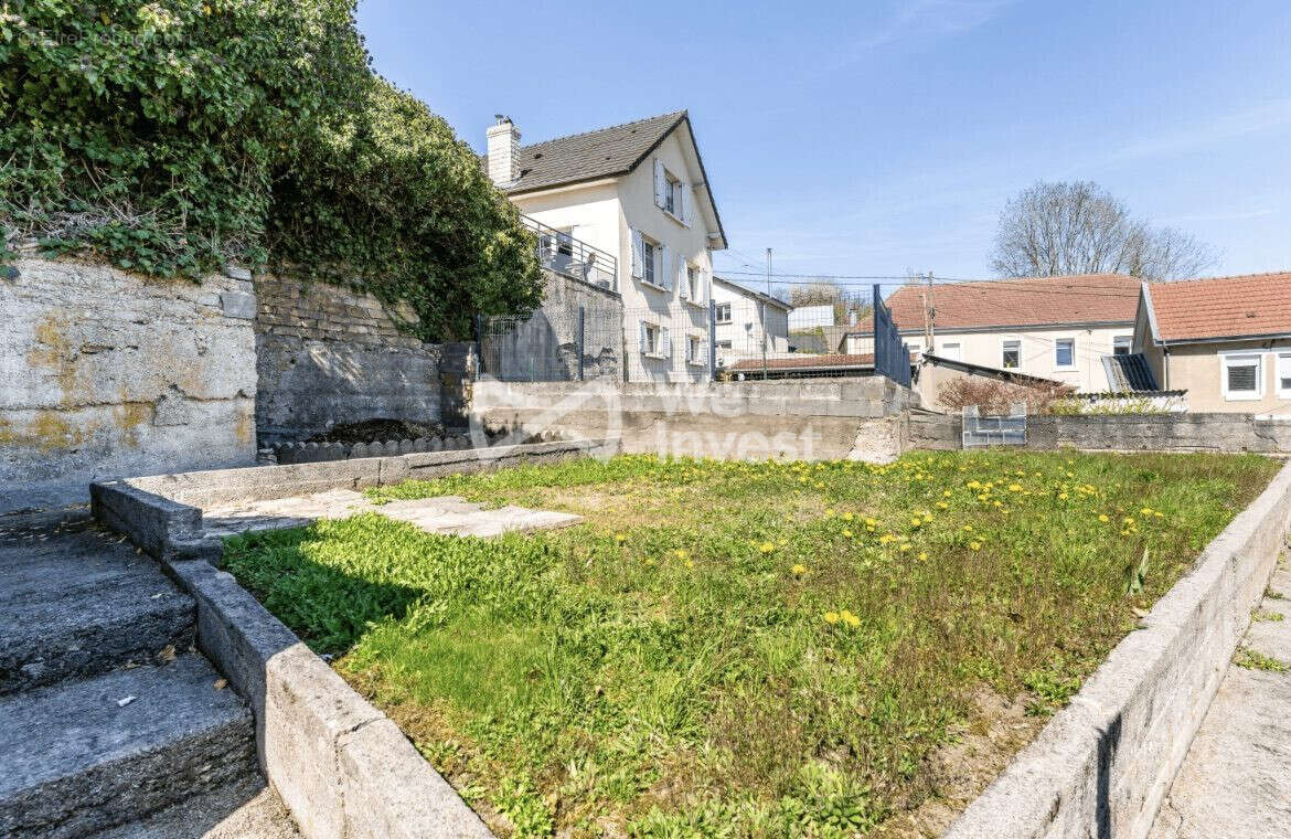 Maison à LONGUYON