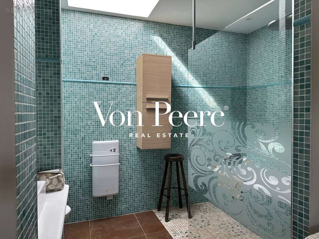 Maison à VILLENEUVE-LES-AVIGNON