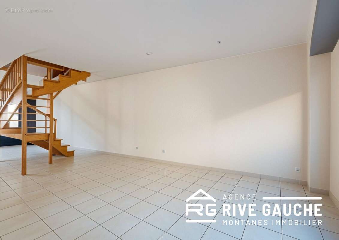 Maison à LE PEAGE-DE-ROUSSILLON