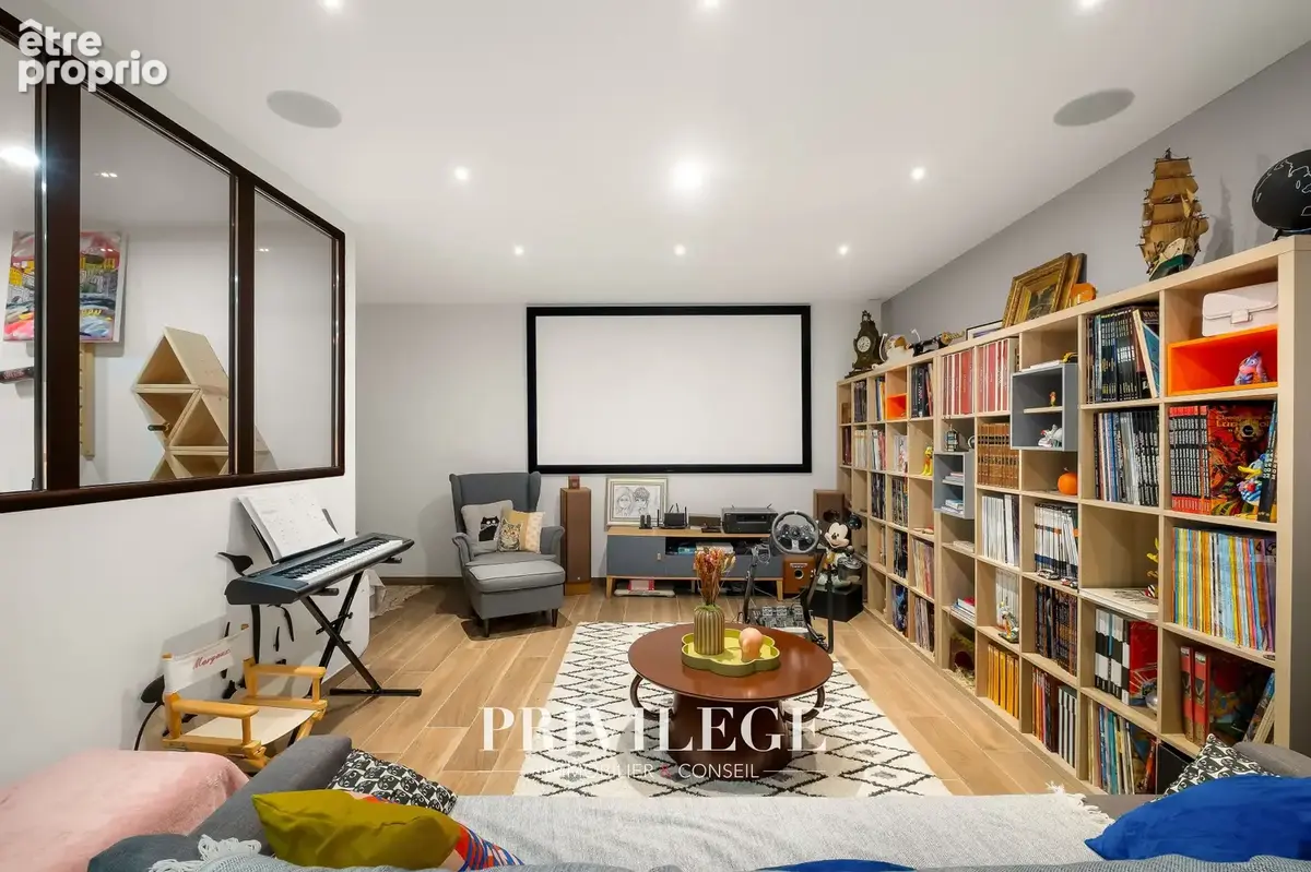 Maison d'architecte de 242 m2 avec vue et piscine - photo 21