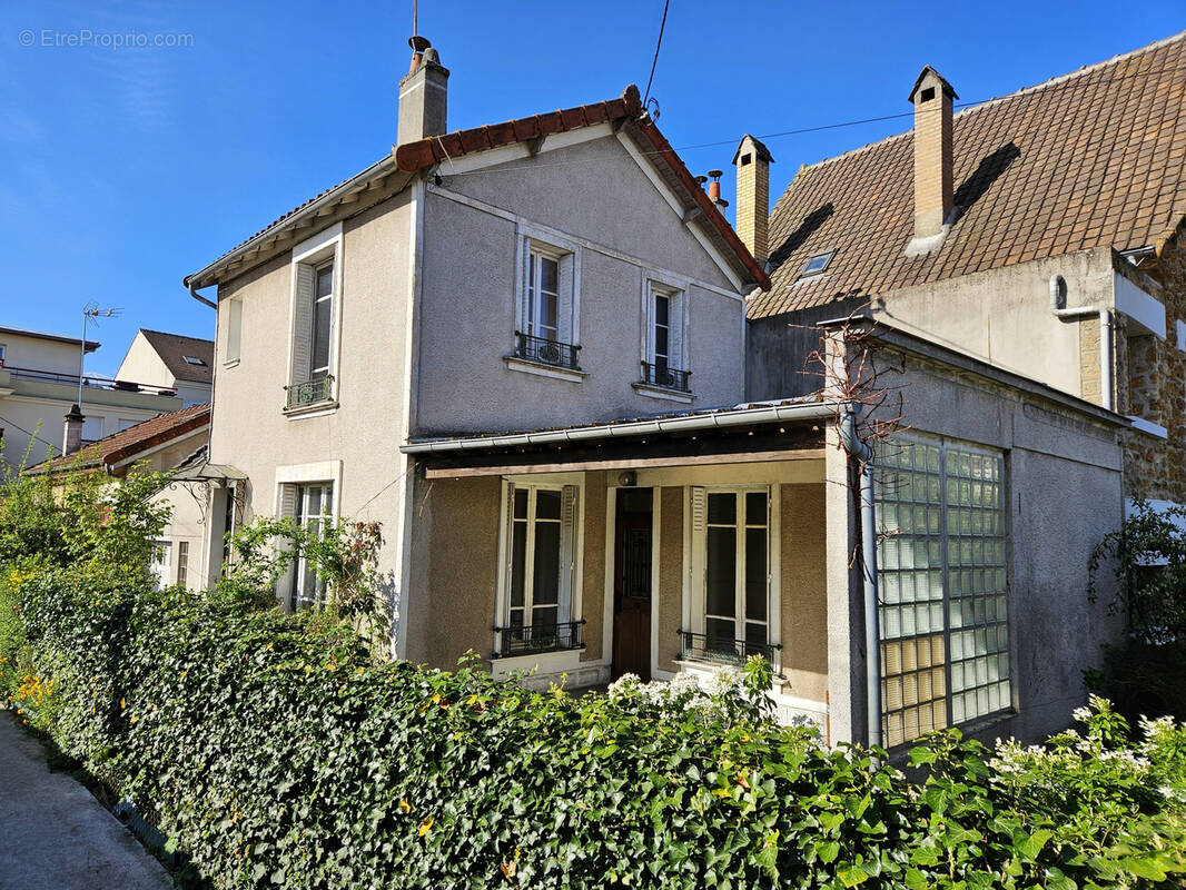 Maison à VILLECRESNES