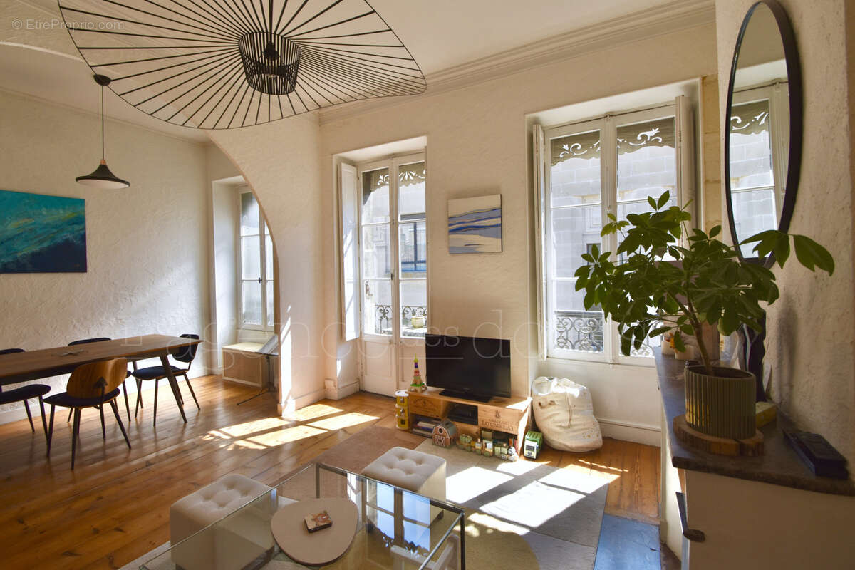 Appartement à BORDEAUX
