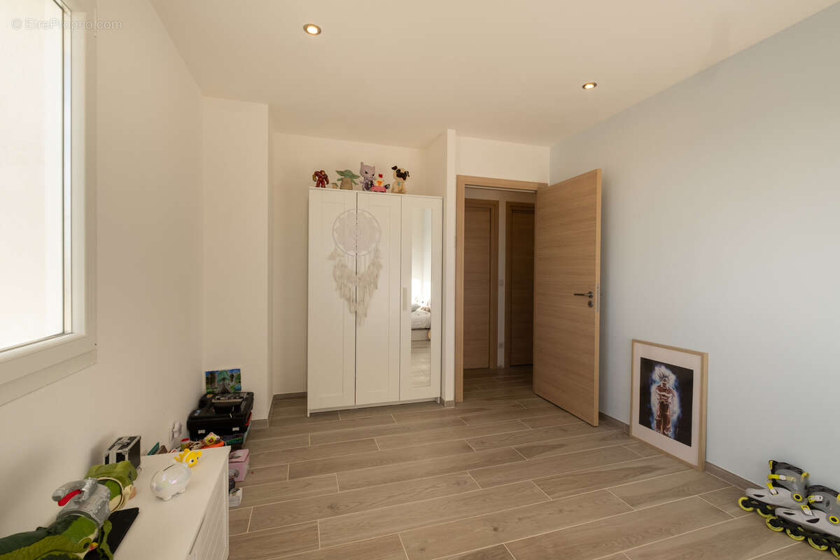 Maison à TOURRETTES-SUR-LOUP