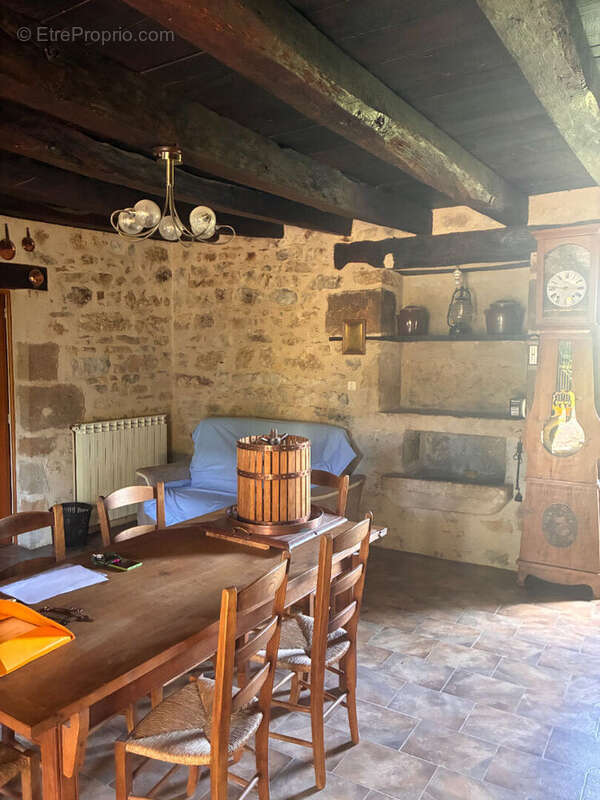 Maison à FONS