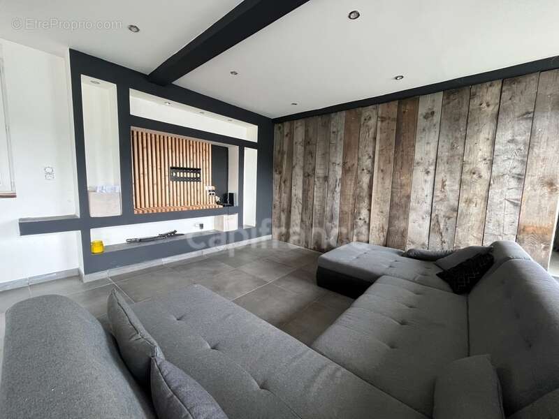 Maison à LAMARQUE-PONTACQ