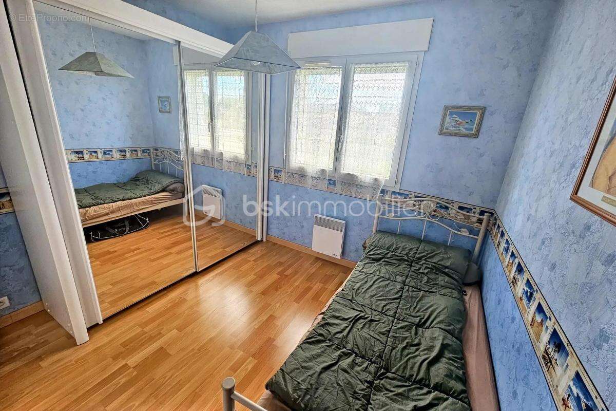 Maison à SERRES-CASTET