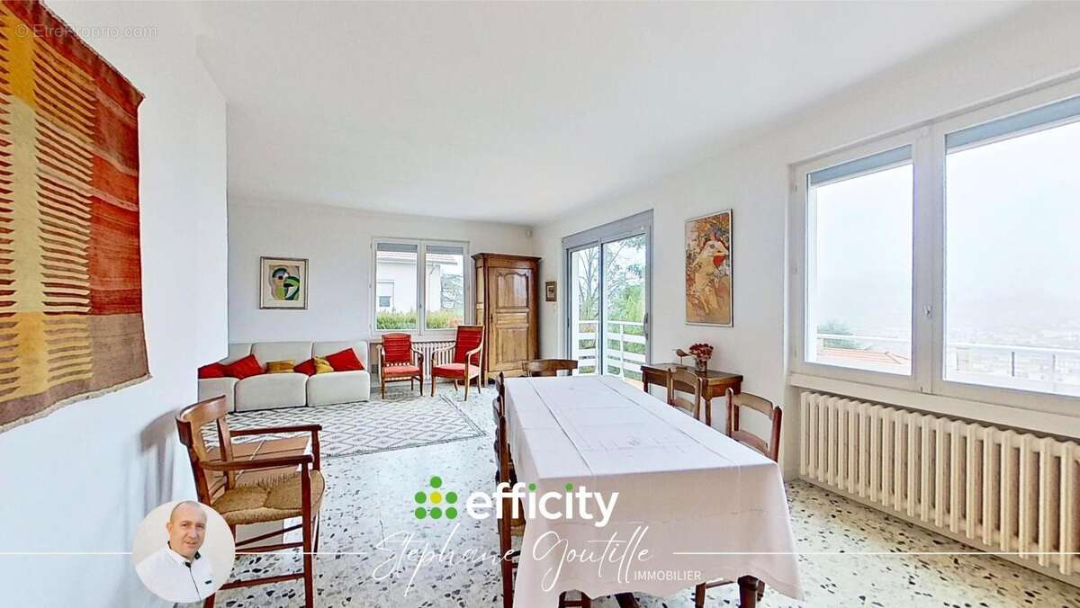 Maison 184 m² à Tarare  - photo 5