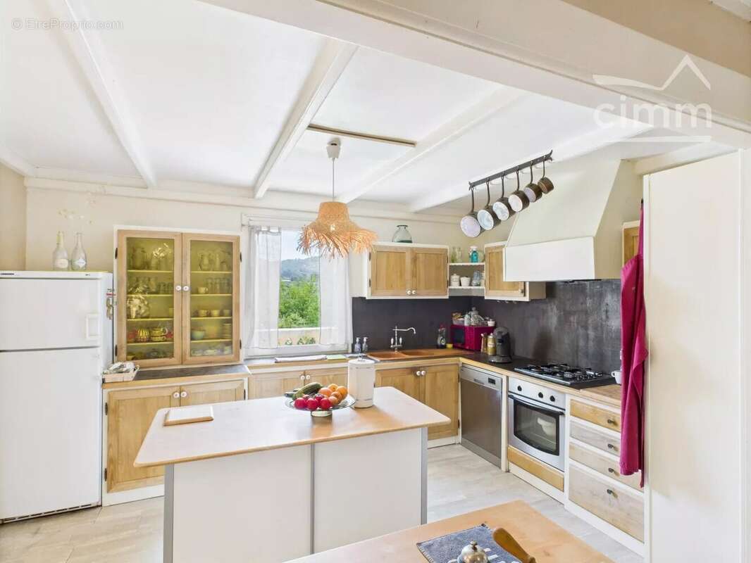 Maison à MOLIERES-SUR-CEZE