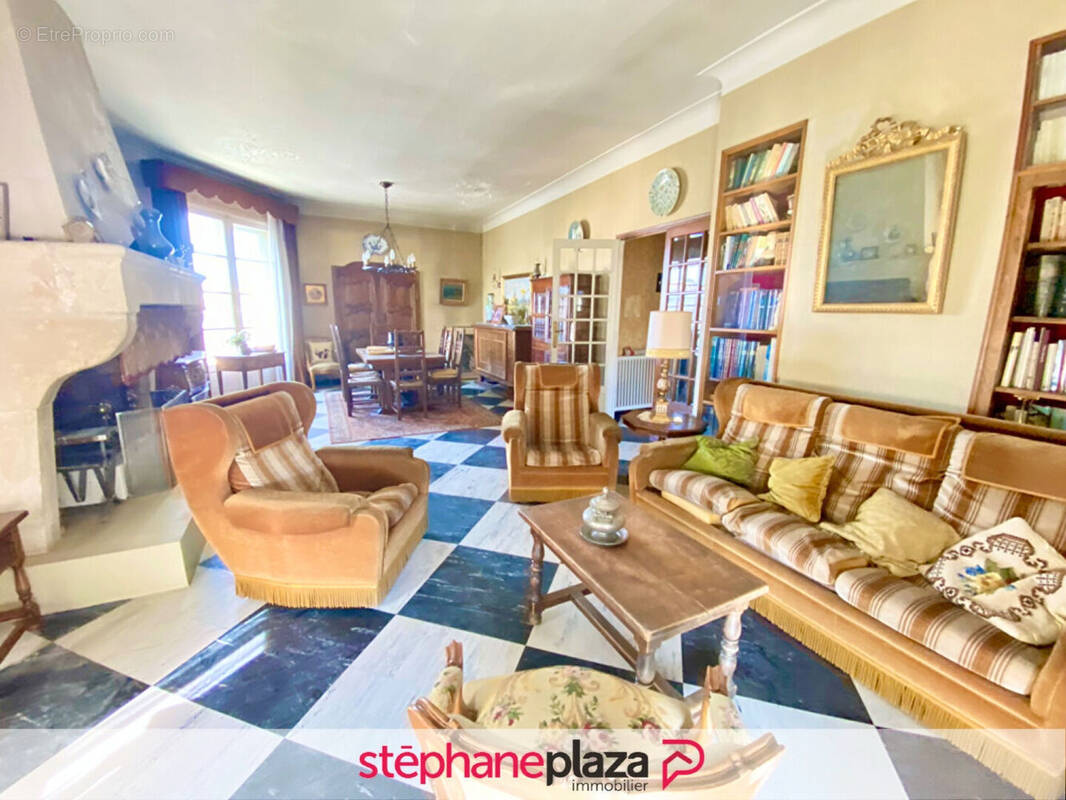 Appartement à PONT-SAINT-ESPRIT