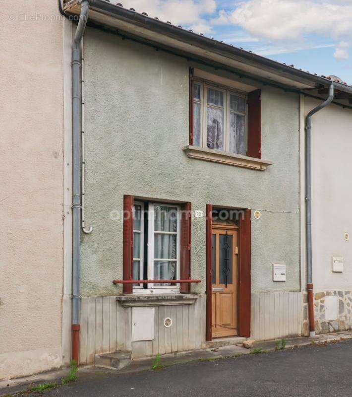 Maison de Ville sur deux niveaux - 3 pièces - 2 chambres  - Dépendance - Garage - Terrain 609 m²  - 87210 LE DORAT - photo 21