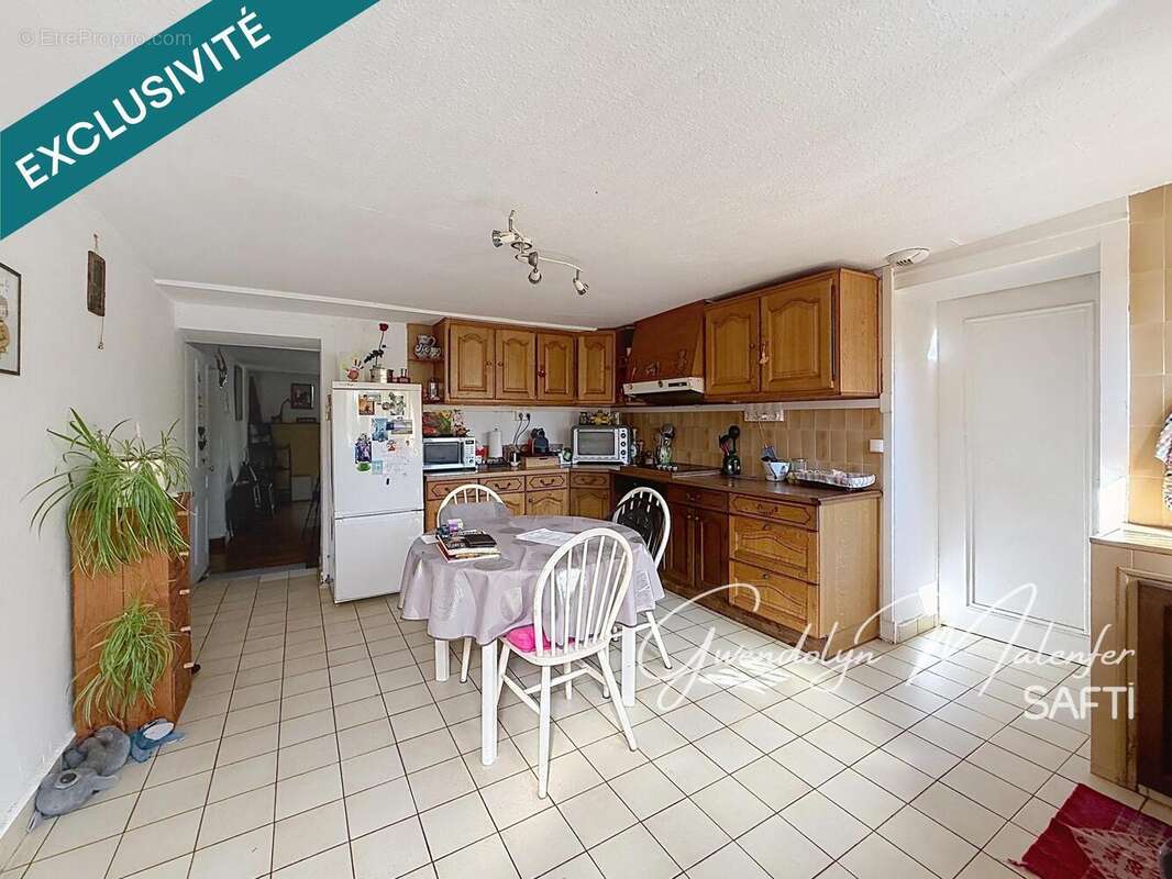 Maison 107 m² à Villers-Farlay  - photo 3