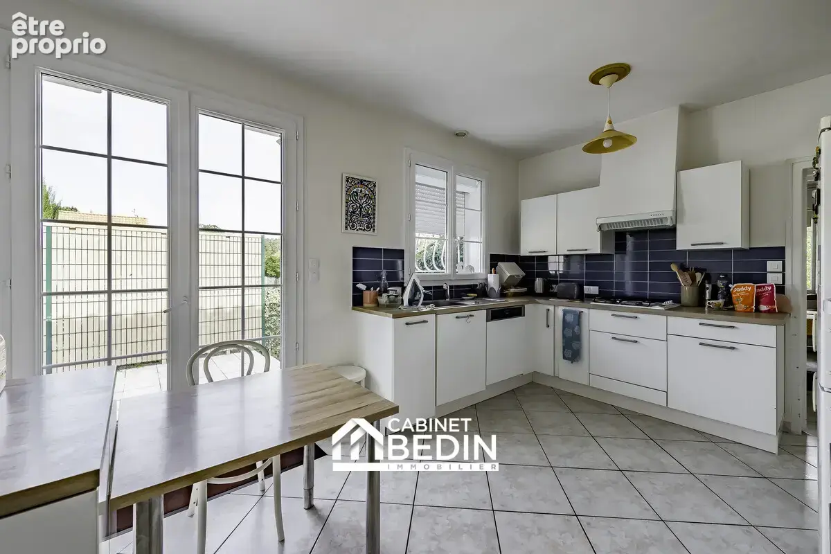 Maison 6 pièces 160 m² à vendre à Saint-Medard-En-Jalles (33160) - photo 6