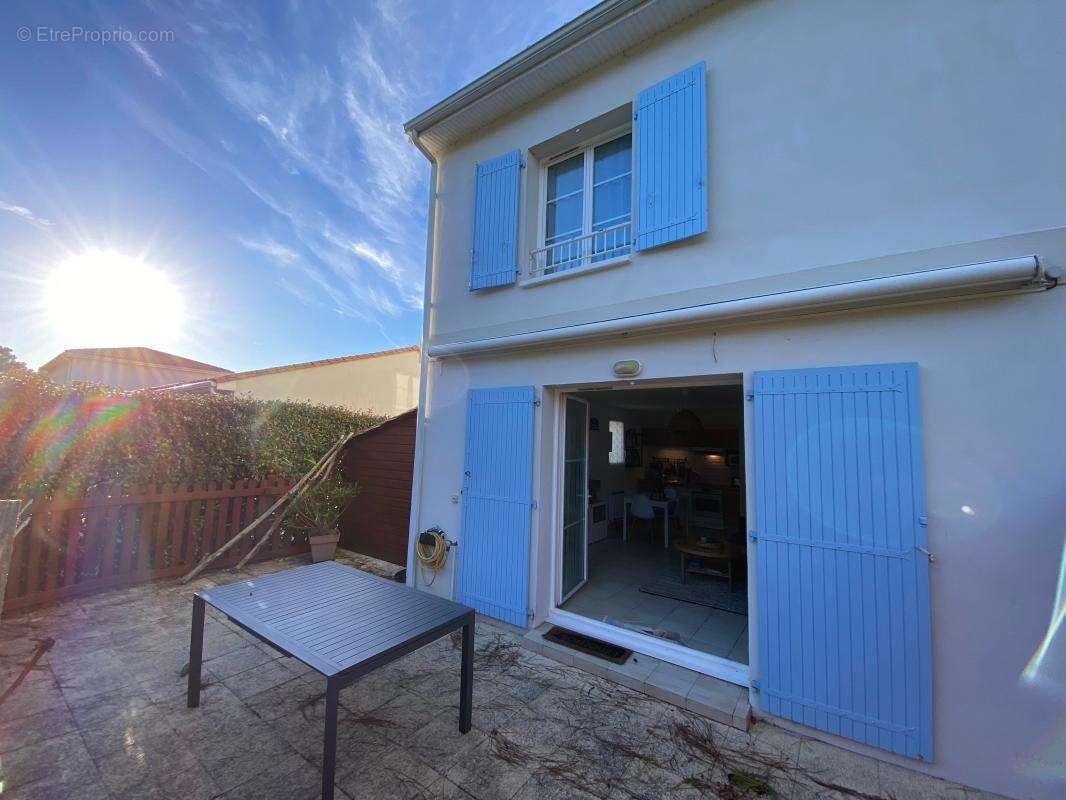 Maison à LES MATHES